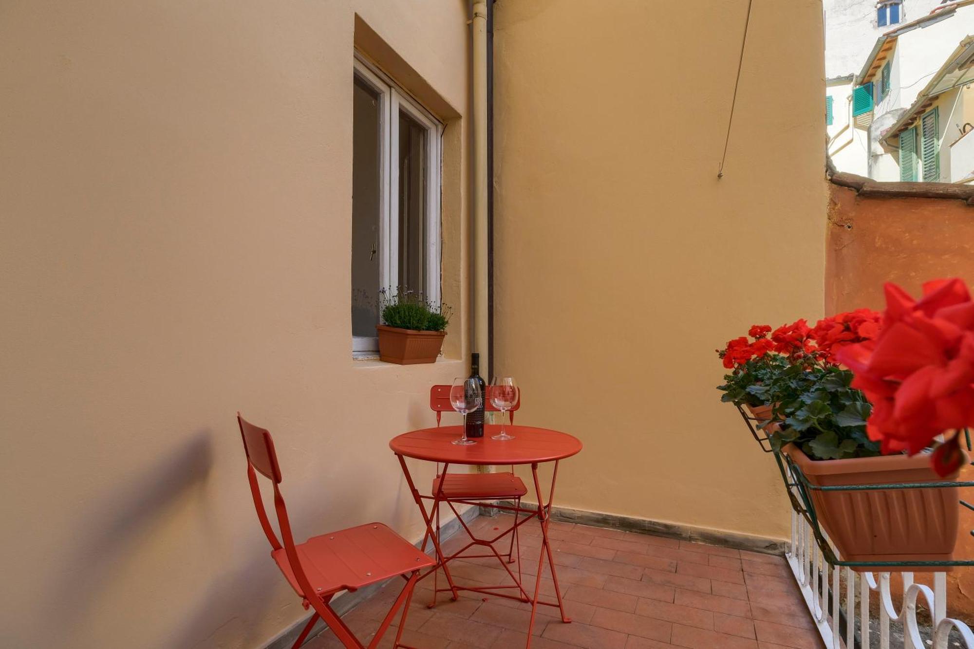 La Rondinella - Private Terrace Apartment Firenze Bagian luar foto