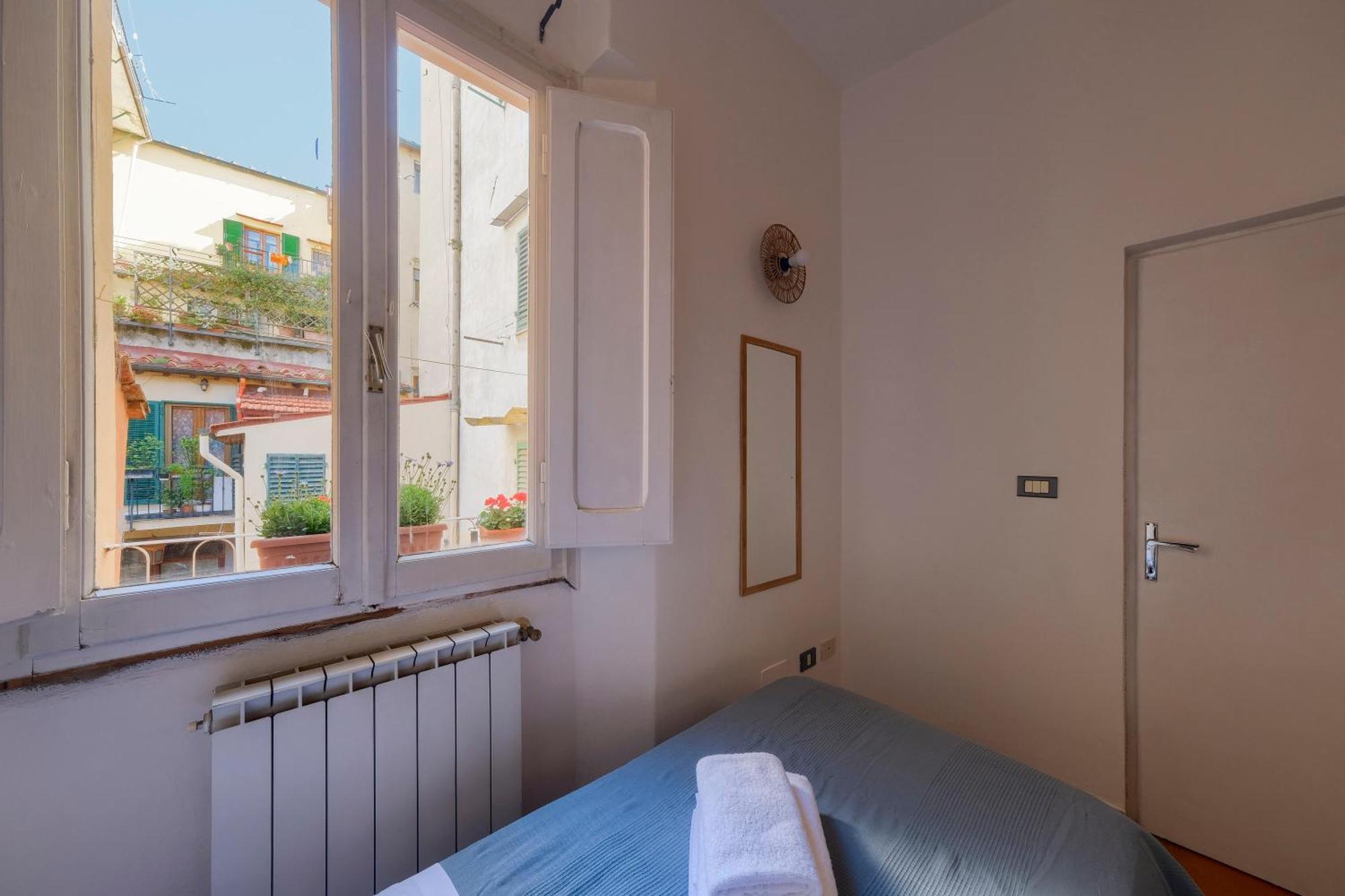 La Rondinella - Private Terrace Apartment Firenze Bagian luar foto